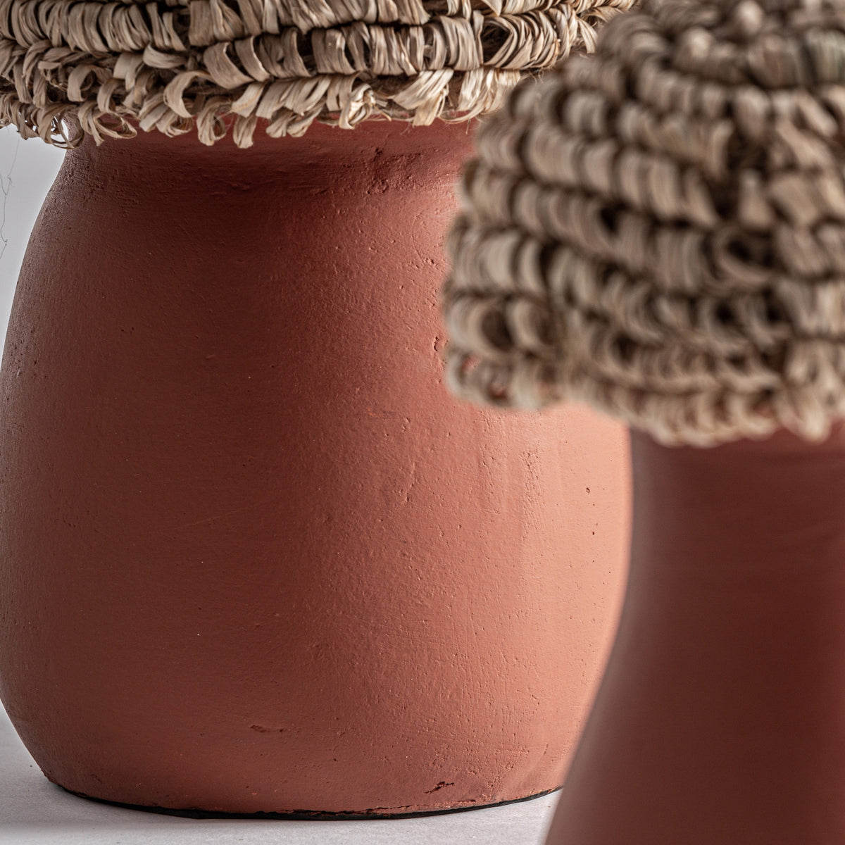 Figura zyby J/3 — Terracota terracota