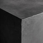J/2 — Terracota negro