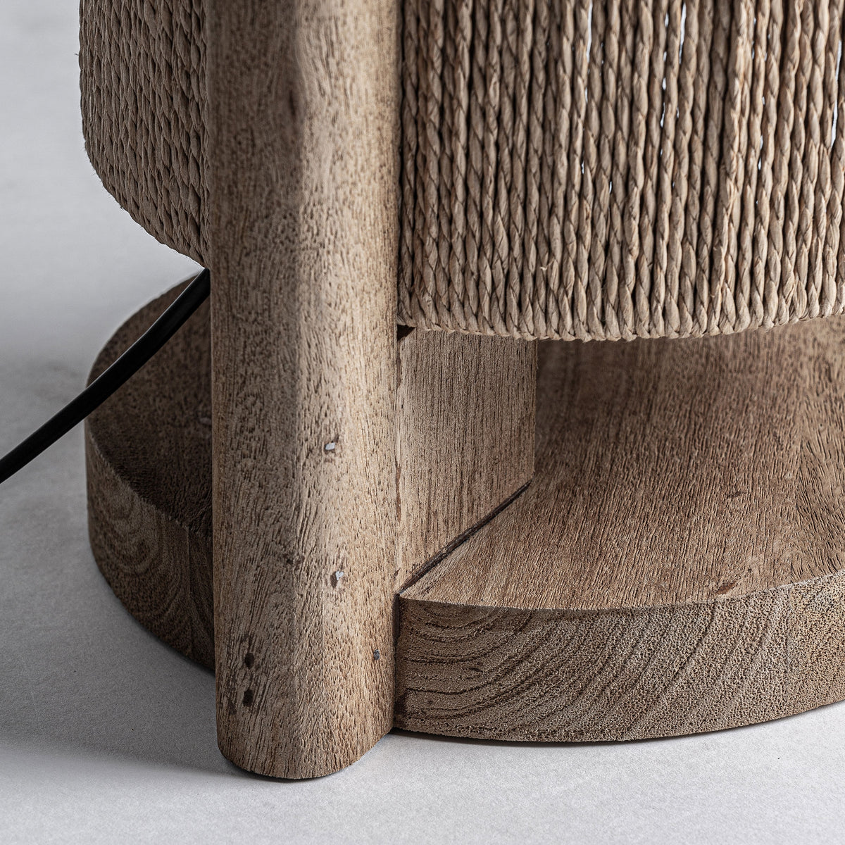 Lámpara de pie Jacquard — Madera de mango marrón