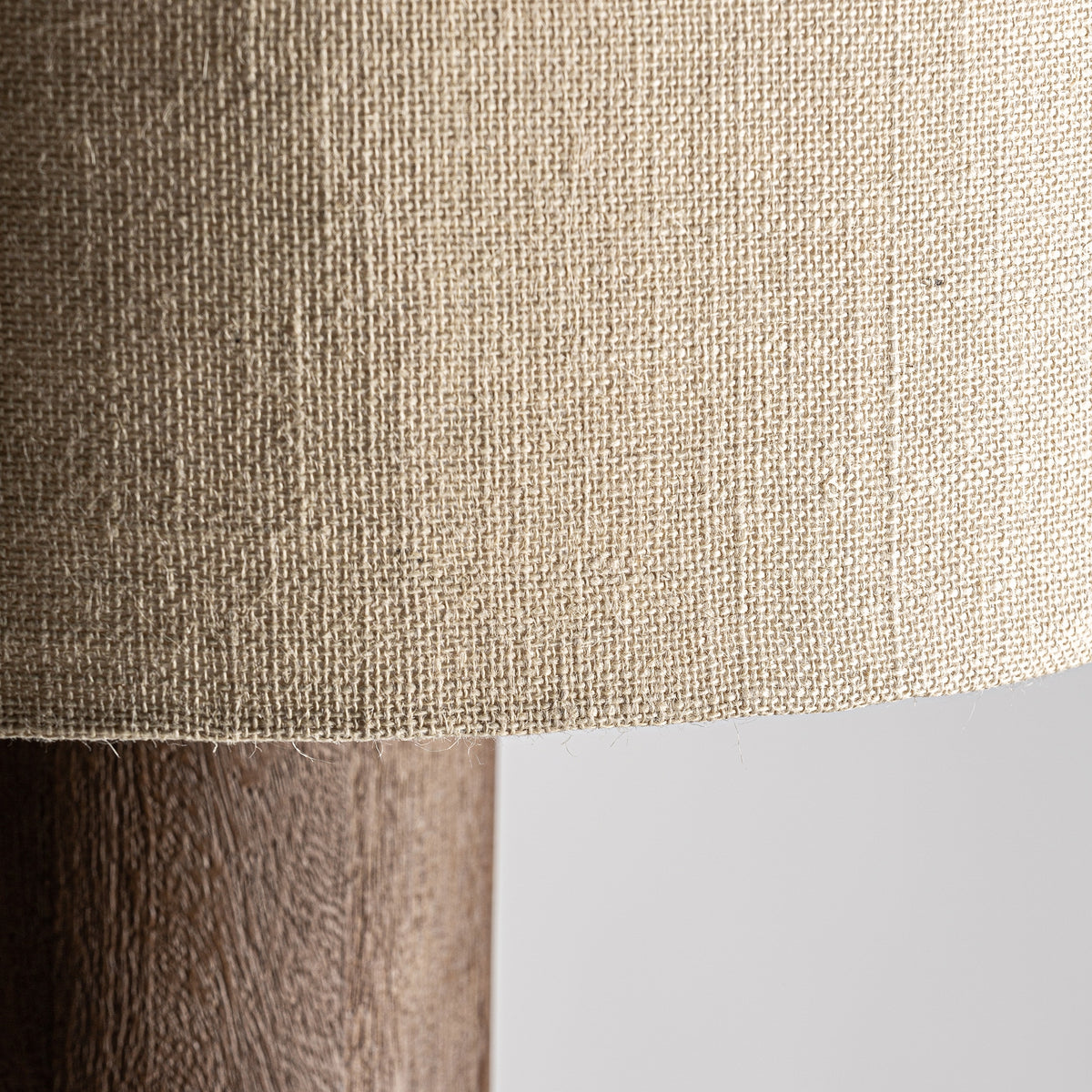 Lámpara de pie Megeve — Madera de mango marrón
