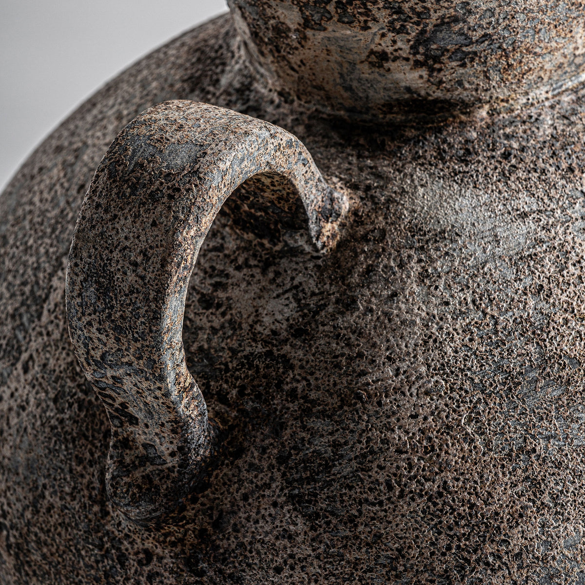 Lovech — Terracota tonos oscuros