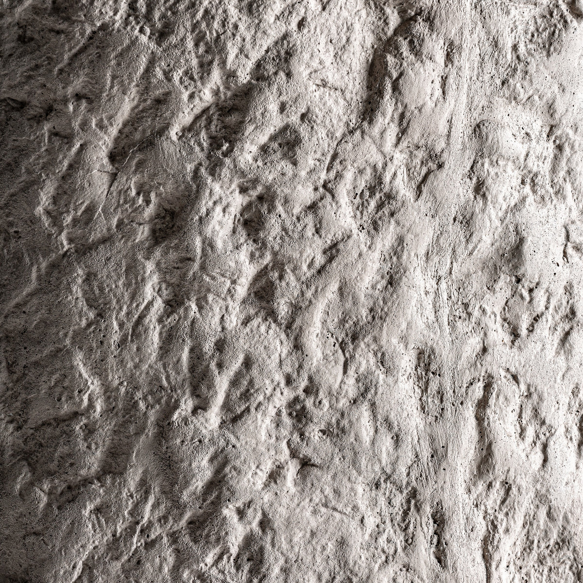 Macetero Brod — Cemento blanco roto