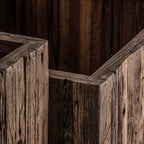 Macetero J/2 — Madera recuperada marrón