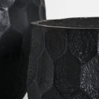 Macetero J/2 — Terracota negro