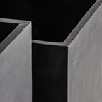 Macetero J/2 — Terracota negro