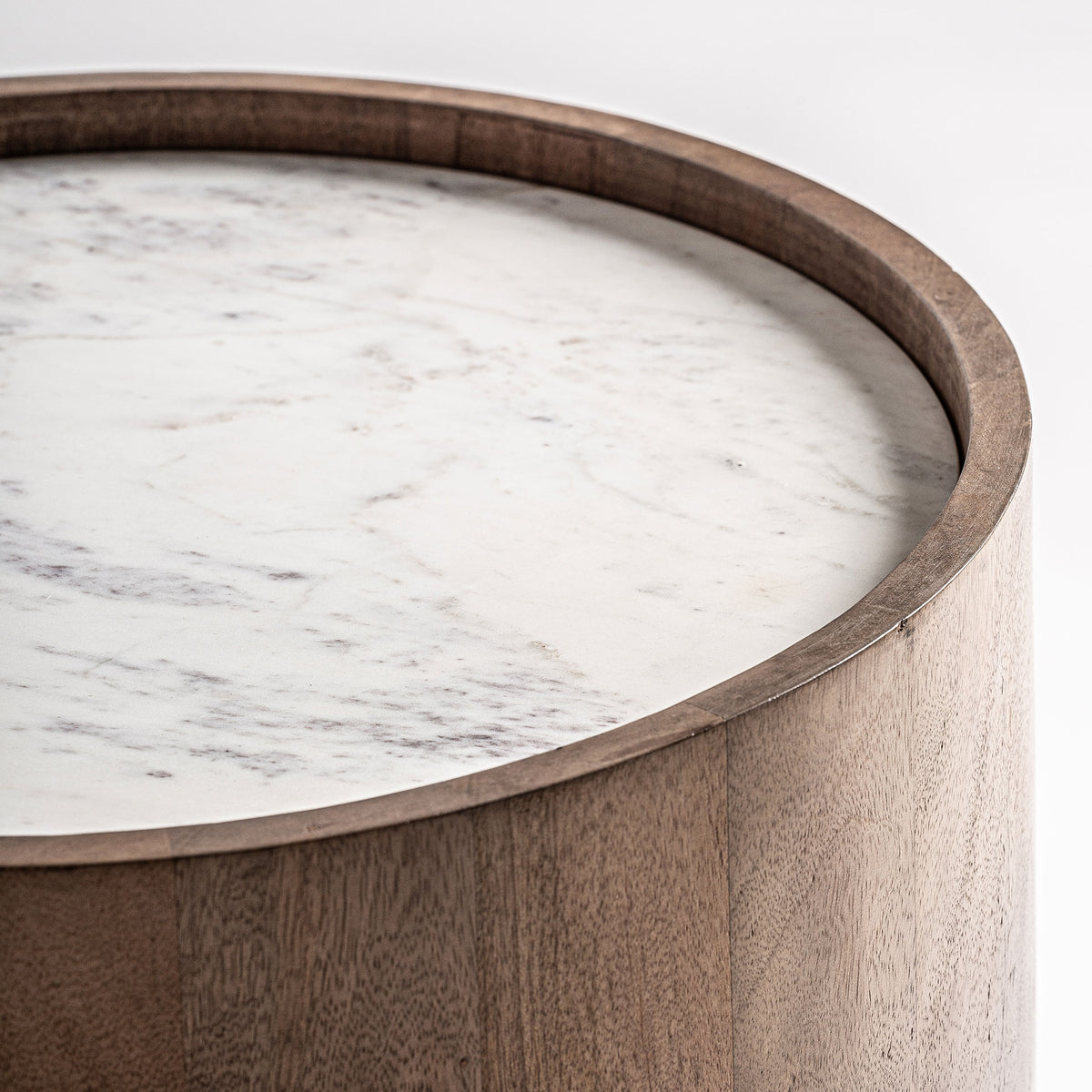 Mesa auxiliar Arneke — Madera de mango marrón