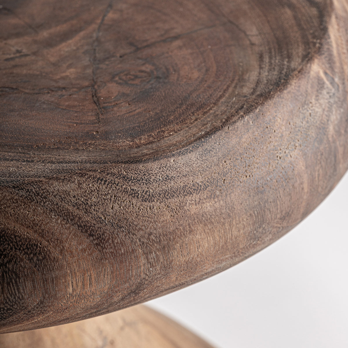 Mesa auxiliar Bezaha — Madera suar marrón
