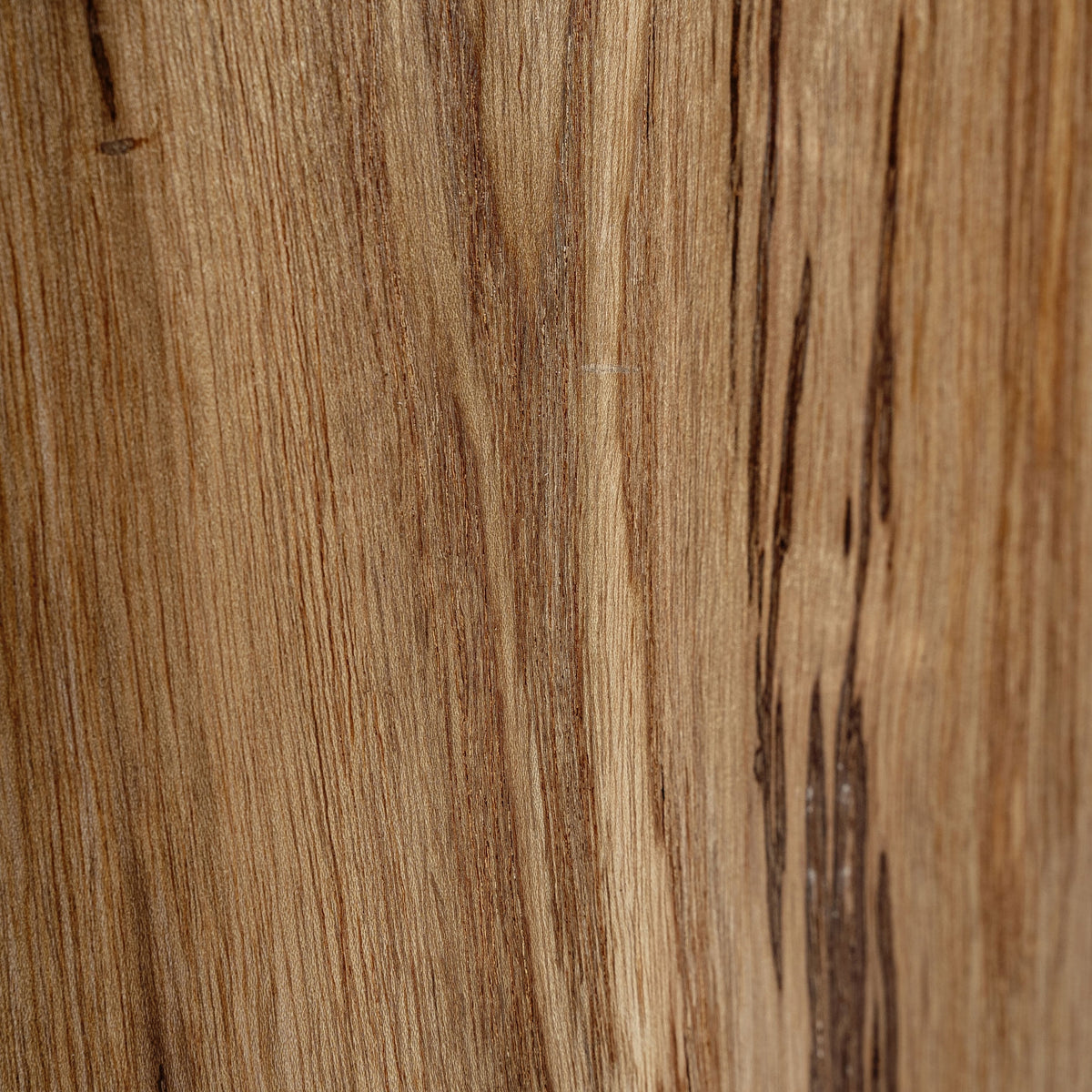 Mesa auxiliar Bouira — Madera suar marrón natural