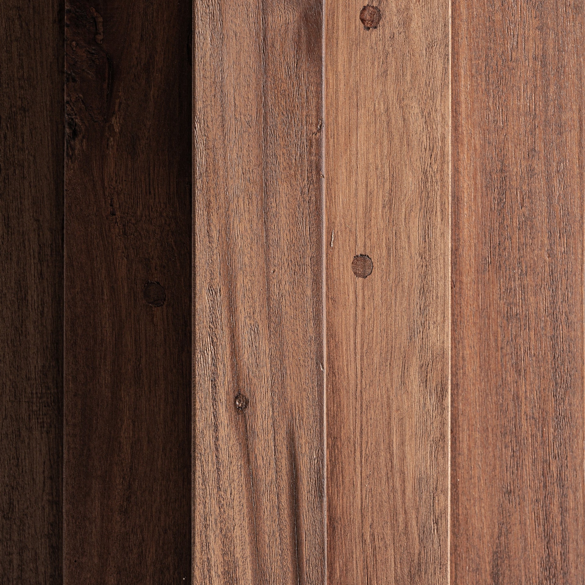 MESA AUXILIAR BRUTALIST