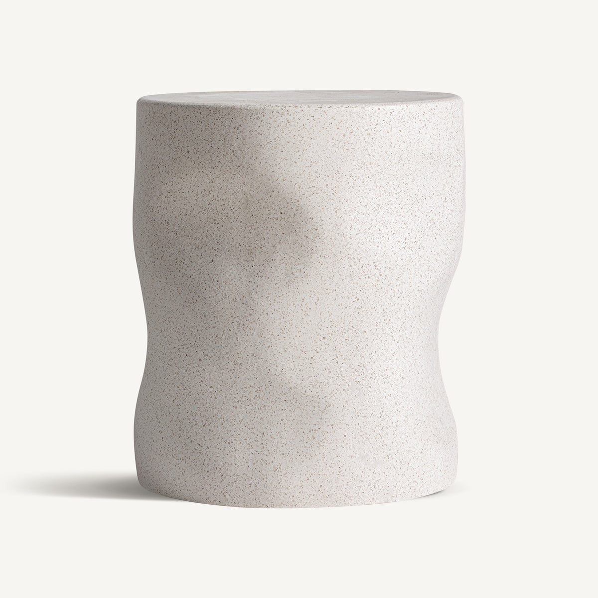 Mesa auxiliar Derath — Terrazo blanco roto