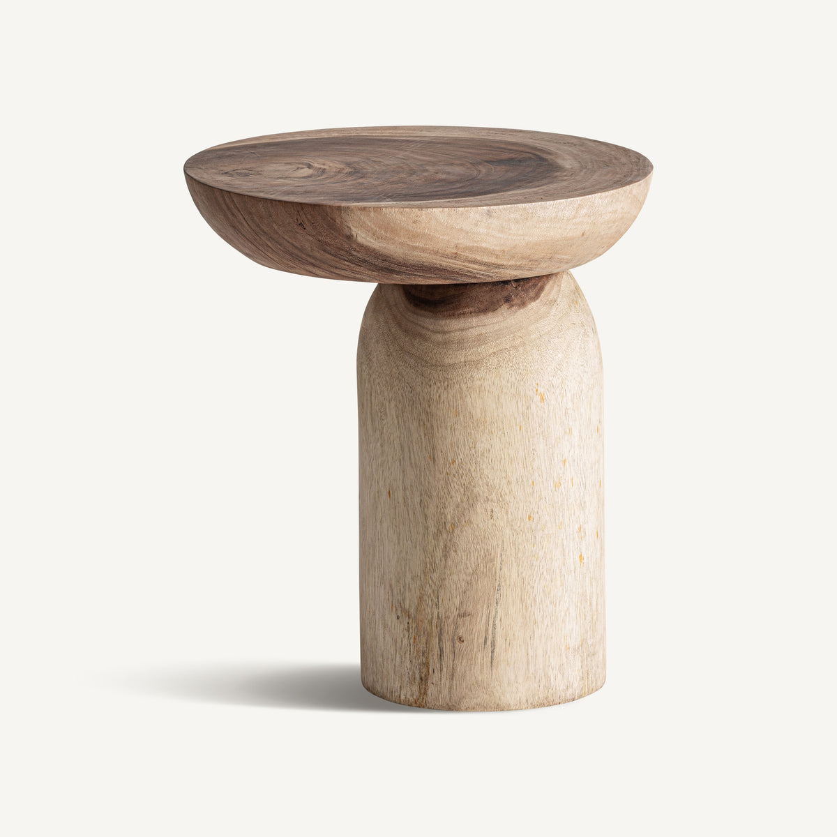 Mesa auxiliar Kalandi — Madera suar marrón