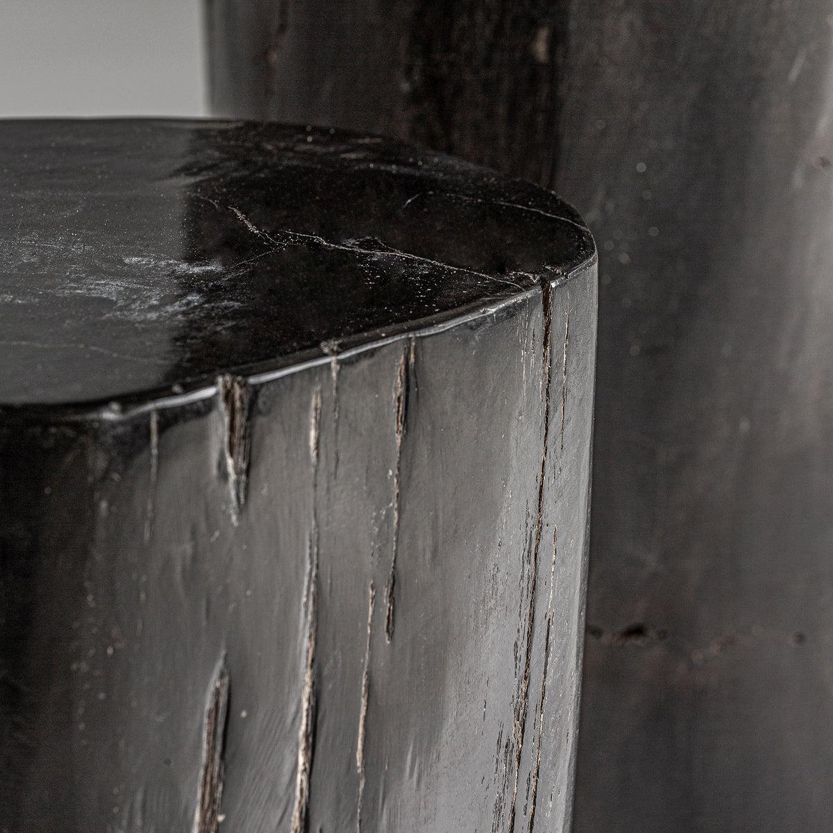 Mesa auxiliar Telti — Madera petrificada marrón envejecido