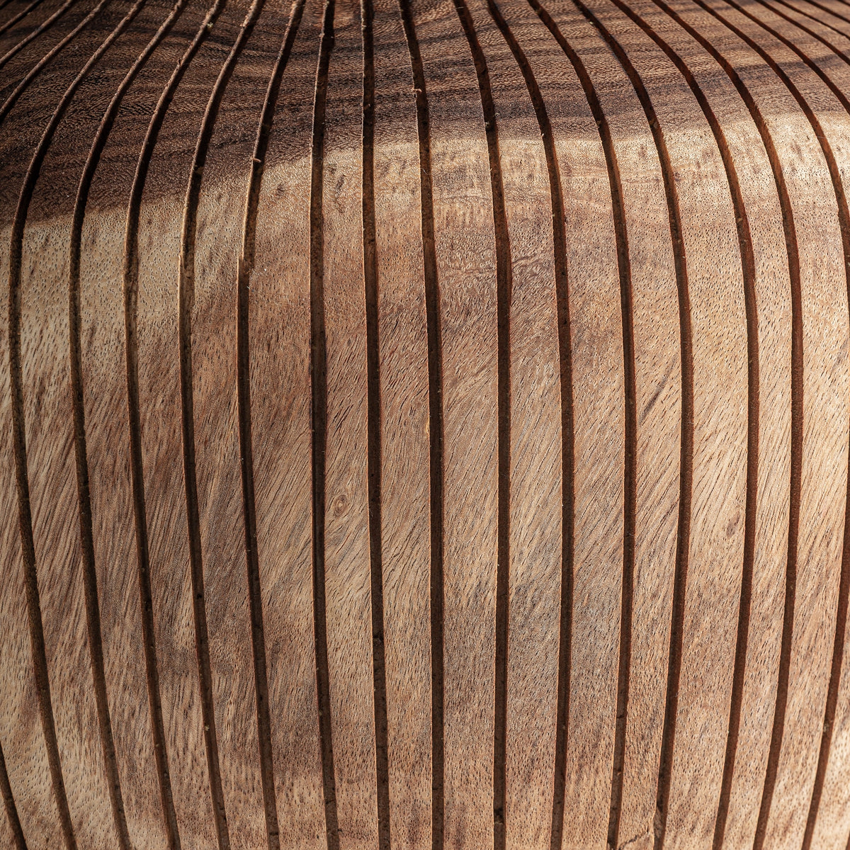 Mesa auxiliar Zobue — Madera suar marrón