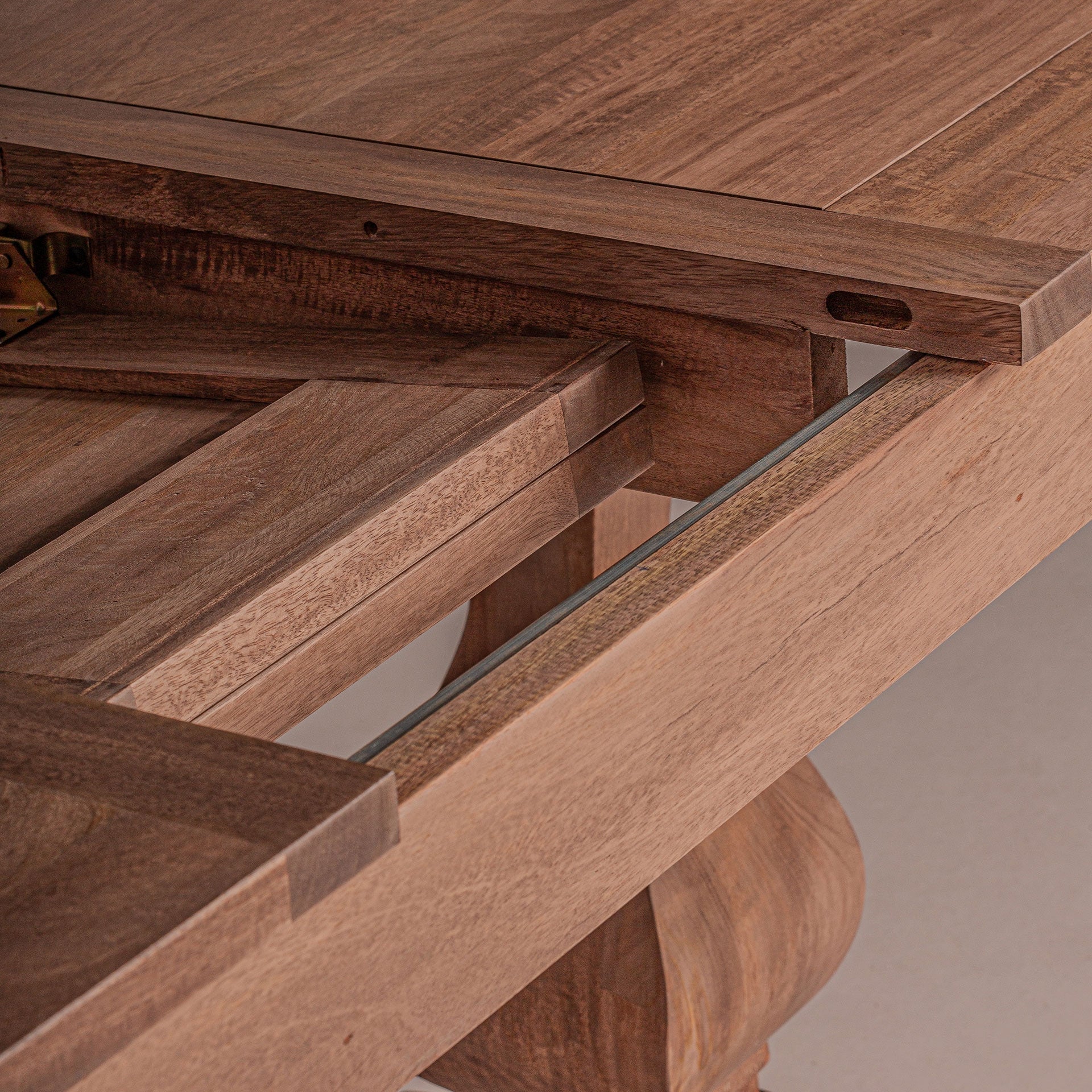 MESA COMEDOR EXTENSIBLE BRANDET