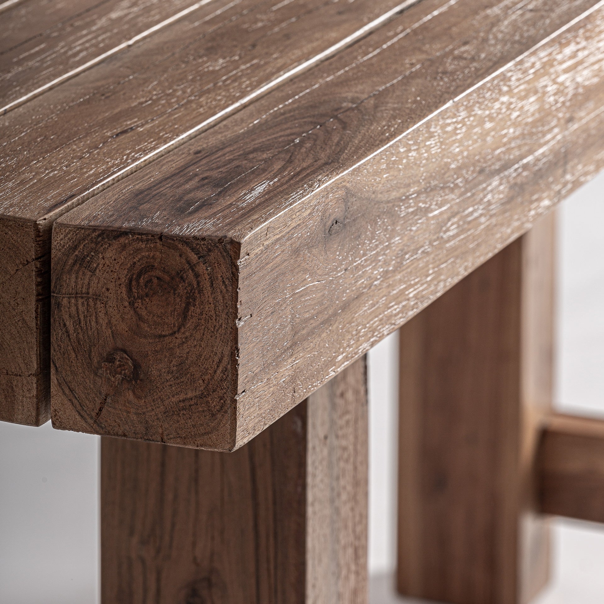 MESA DE COMEDOR RIOM