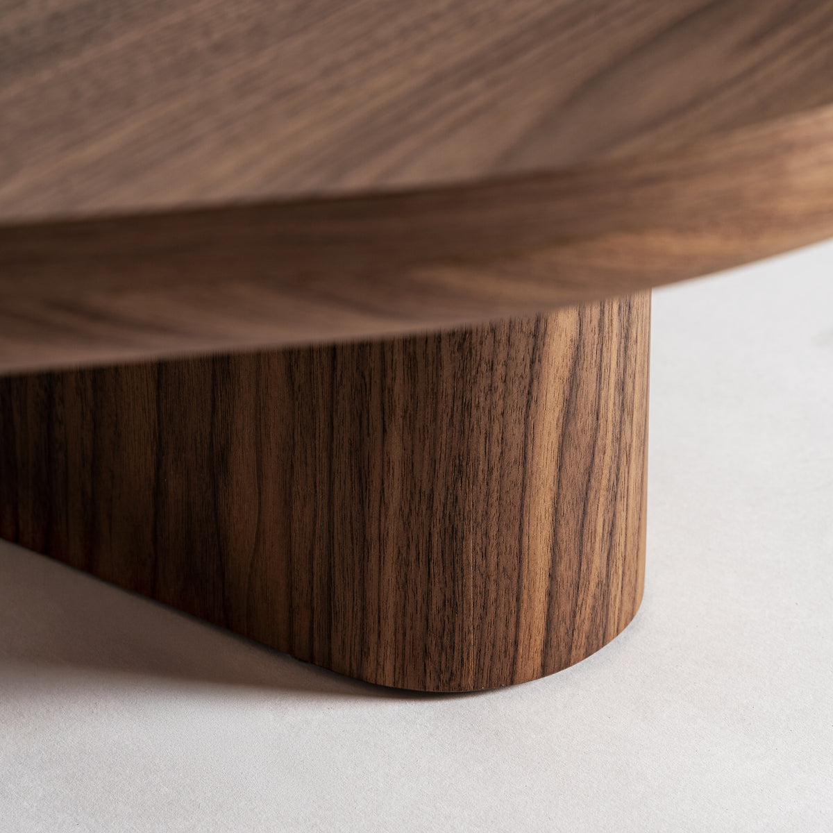 Mesa de centro Dubí — Chapa de nogal marrón