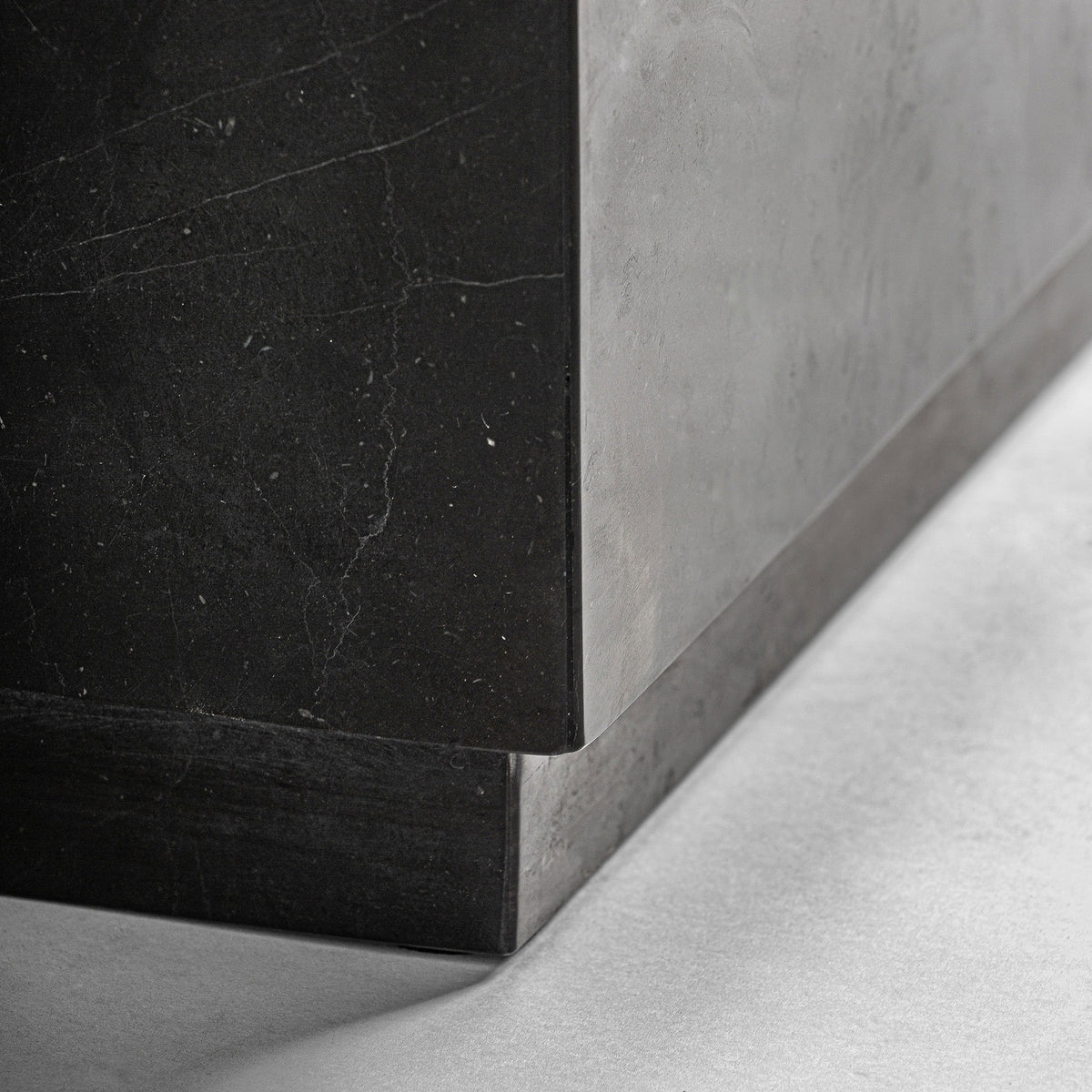 Mesa de centro Laiz — Mármol negro