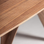 Mesa de comedor Bilzen — Chapa de nogal marrón natural