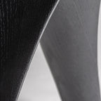 Mesa de comedor Bilzen — Chapa de roble negro