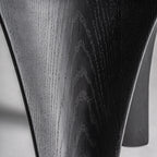 Mesa de comedor Bilzen — Chapa de roble negro