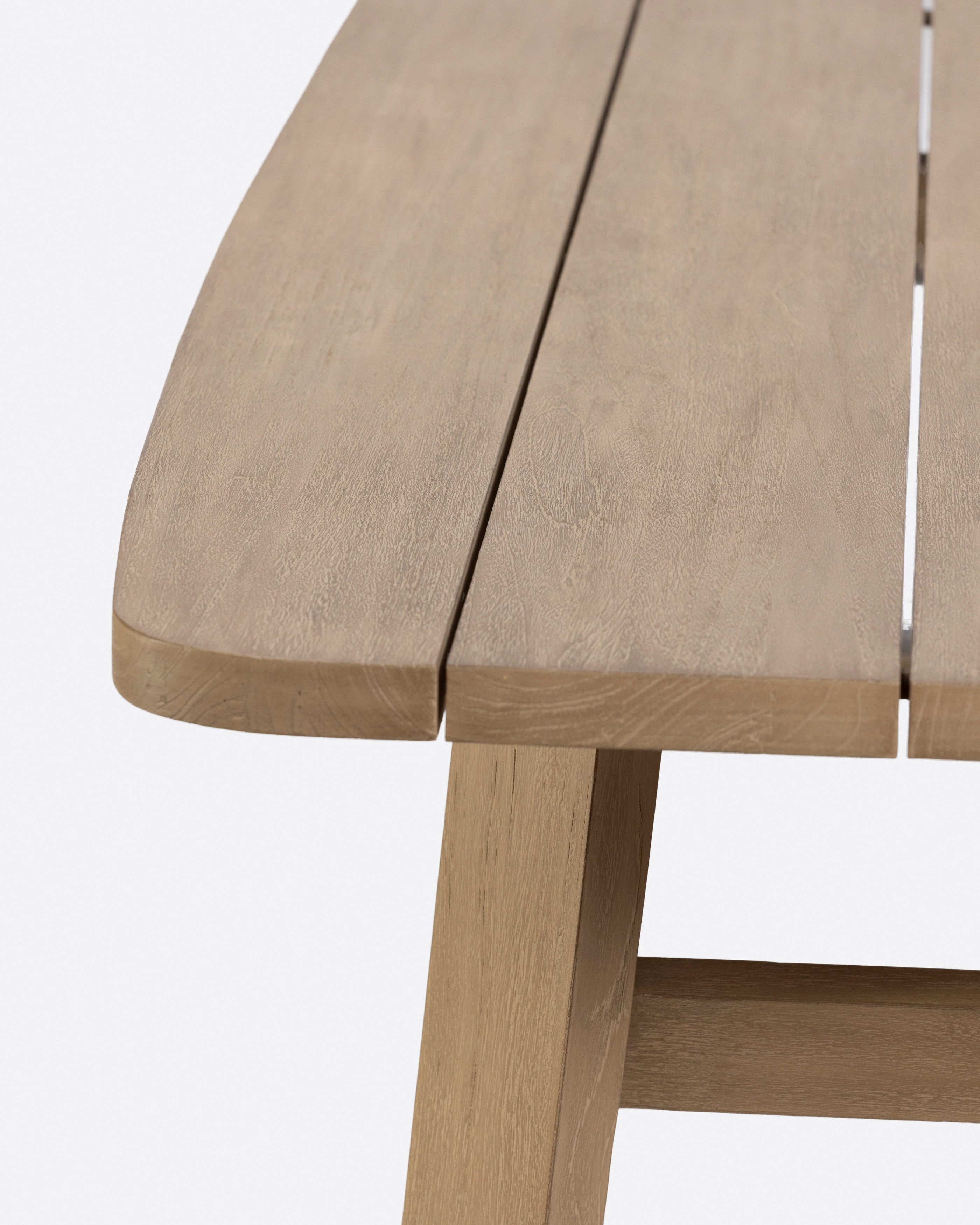 MESA DE COMEDOR EXTERIOR TUBAN