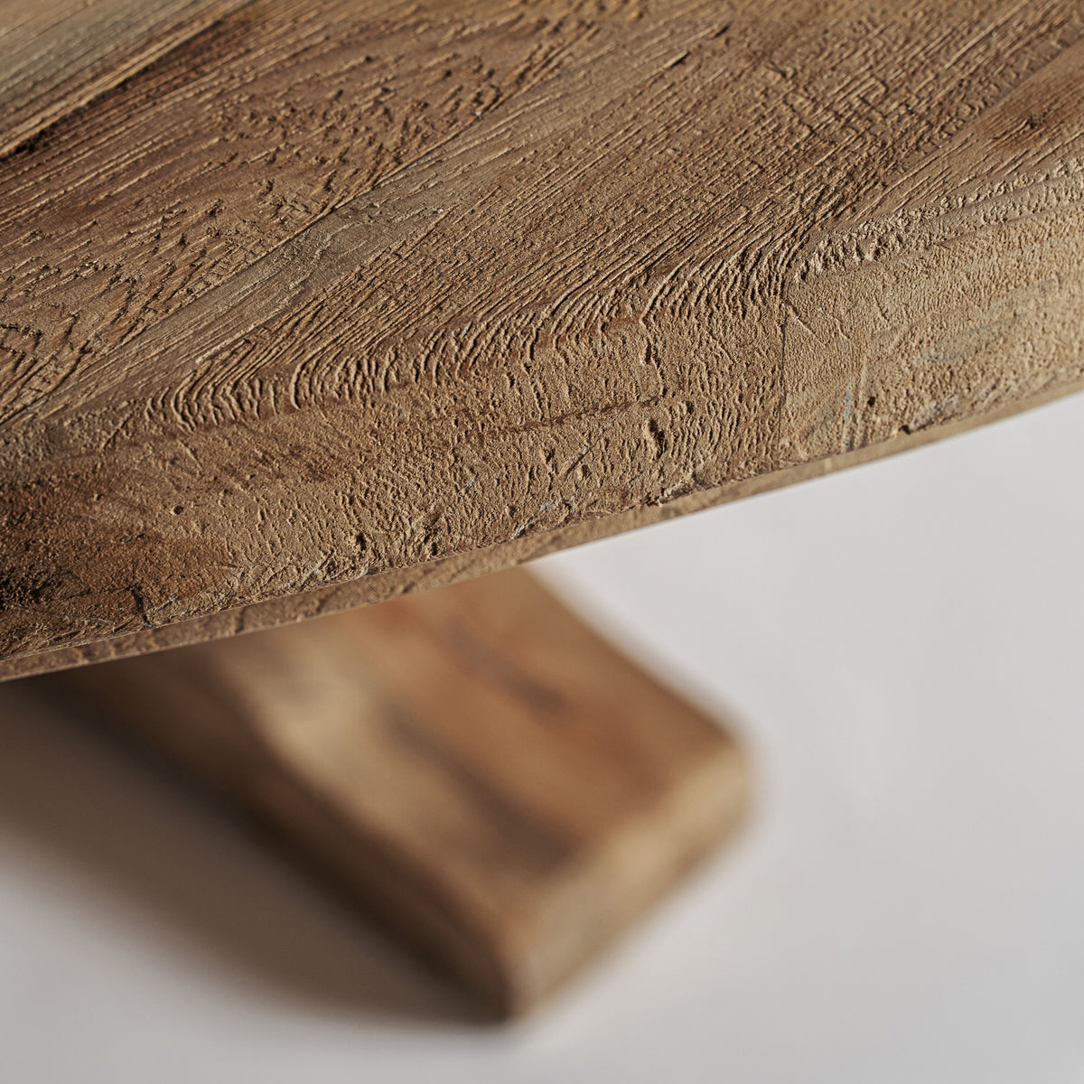 Mesa de comedor Gyor — Madera de teca reciclada marrón claro