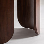 Mesa de comedor Lherm — Porcelánico blanco mate