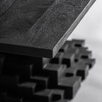 Mesa de comedor Pètria — Madera de mango negro arenado