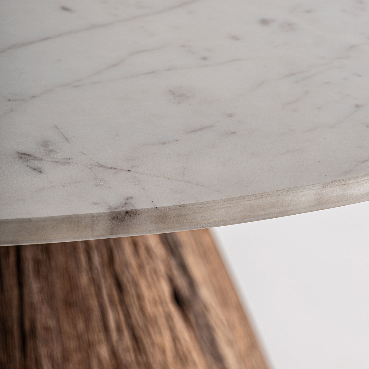 Mesa de comedor Toigne — Madera tropical marrón