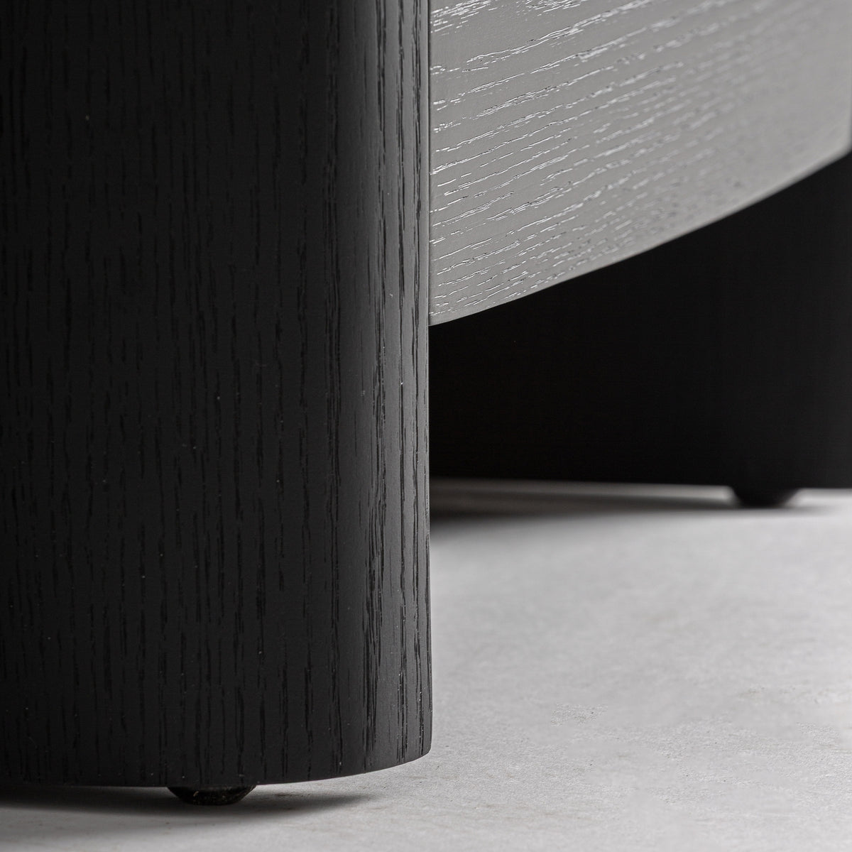 Mesita de noche Haesa — Madera contrachapada negro