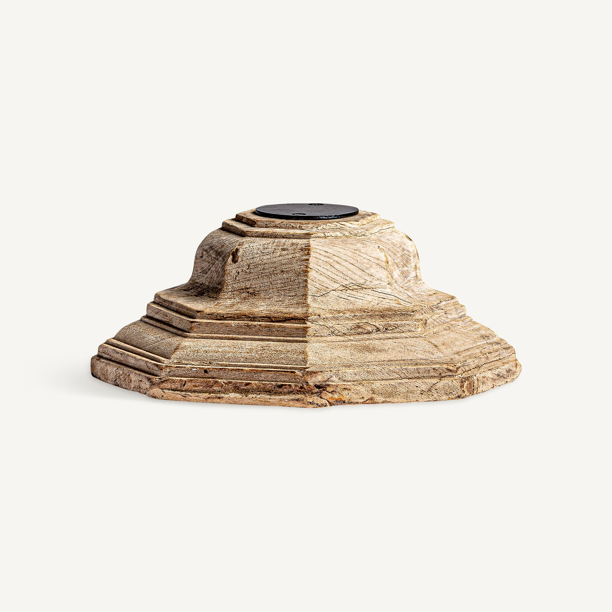 Portavela Dhobley — Madera de teca marrón claro tallado