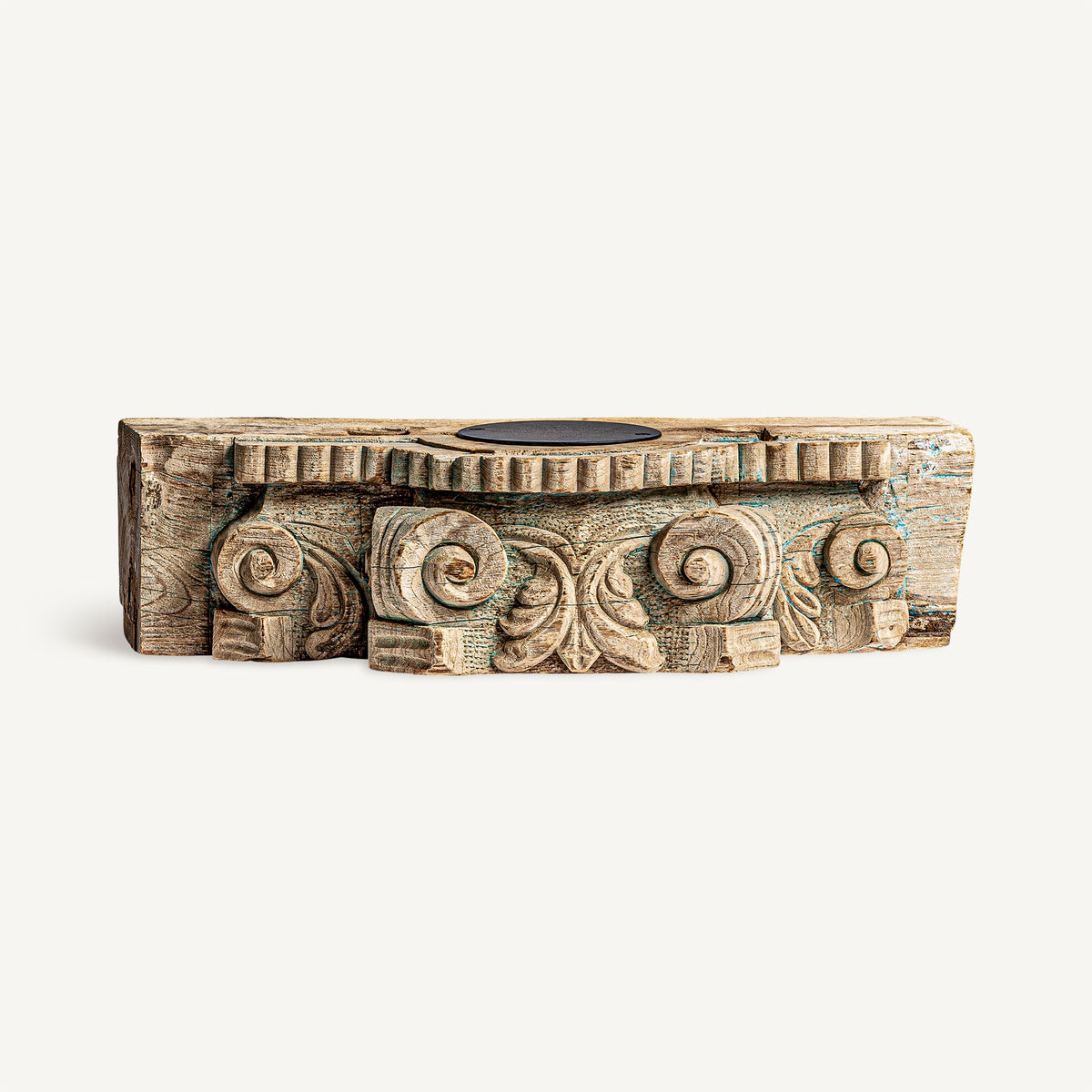 Portavela Dhobley — Madera de teca marrón claro tallado