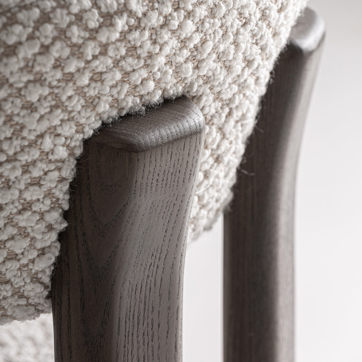 Sillón Kelan — poliéster blanco roto
