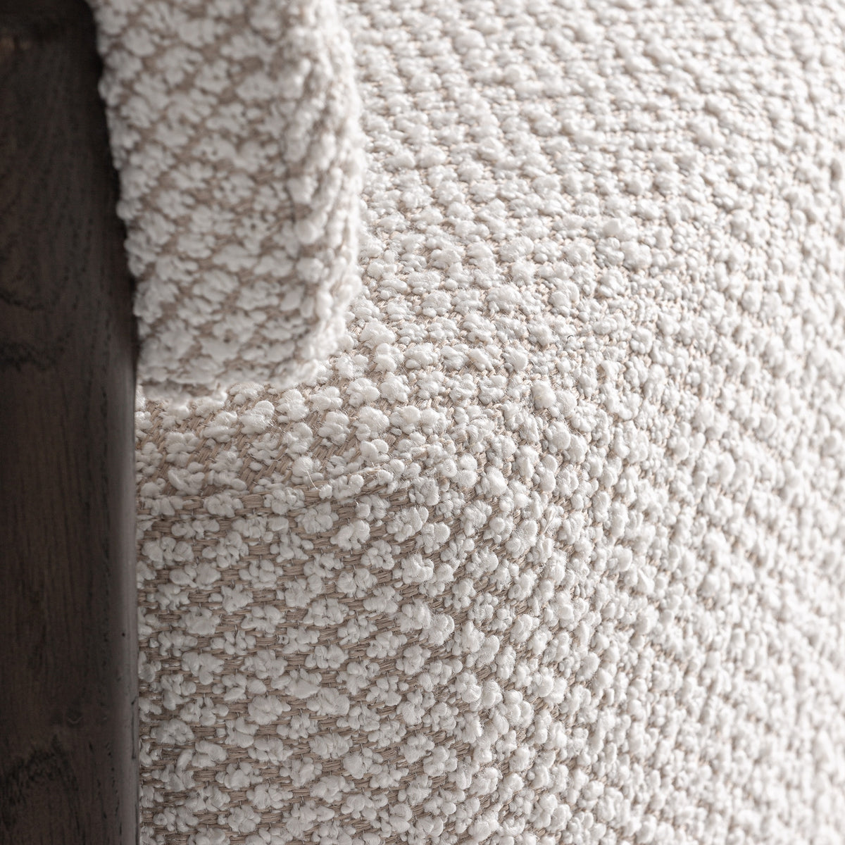 Sillón Kelan — poliéster blanco roto