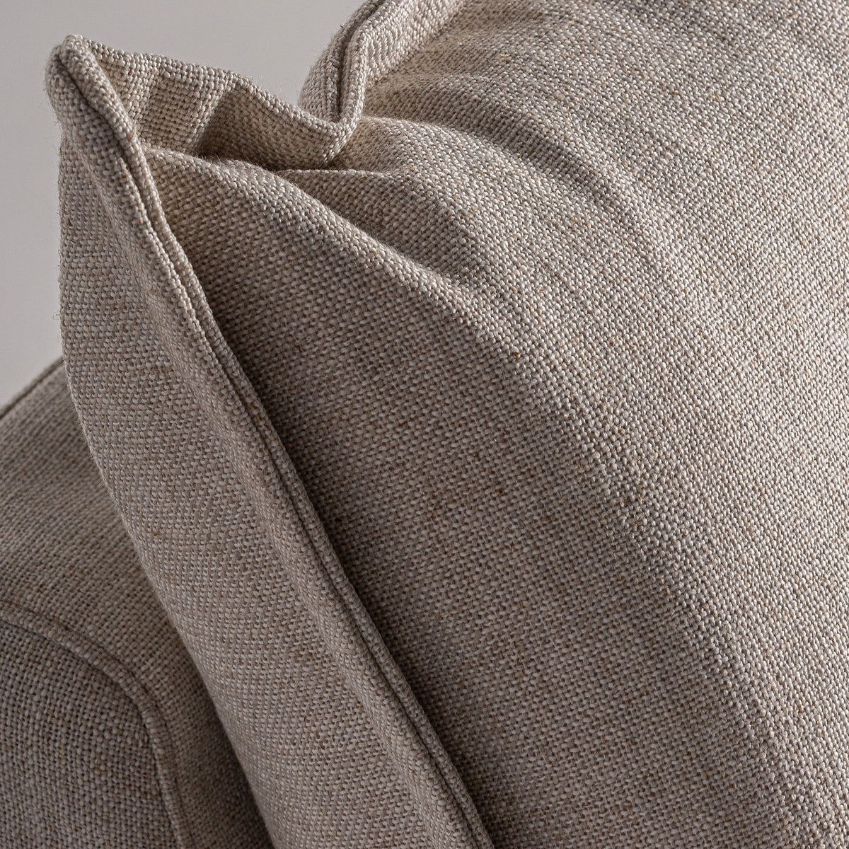 Sillón Ospizio — poliéster blanco roto