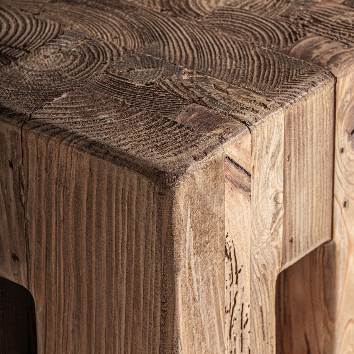 Taburete Celis — Madera de pino reciclado