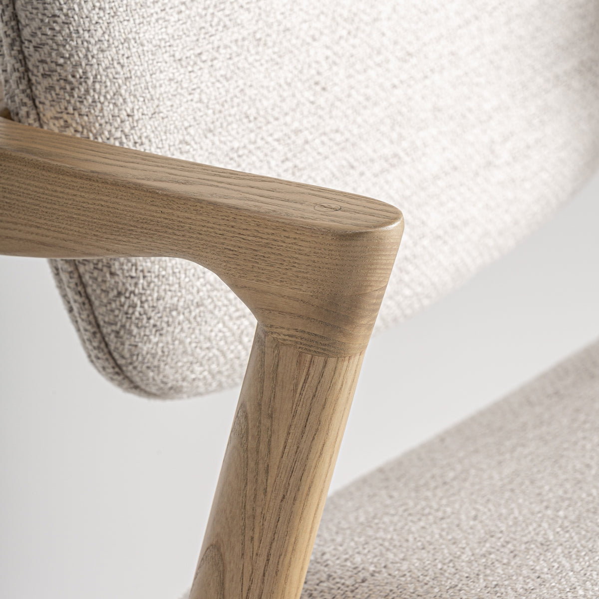 Taburete Namur — Madera de fresno marrón claro