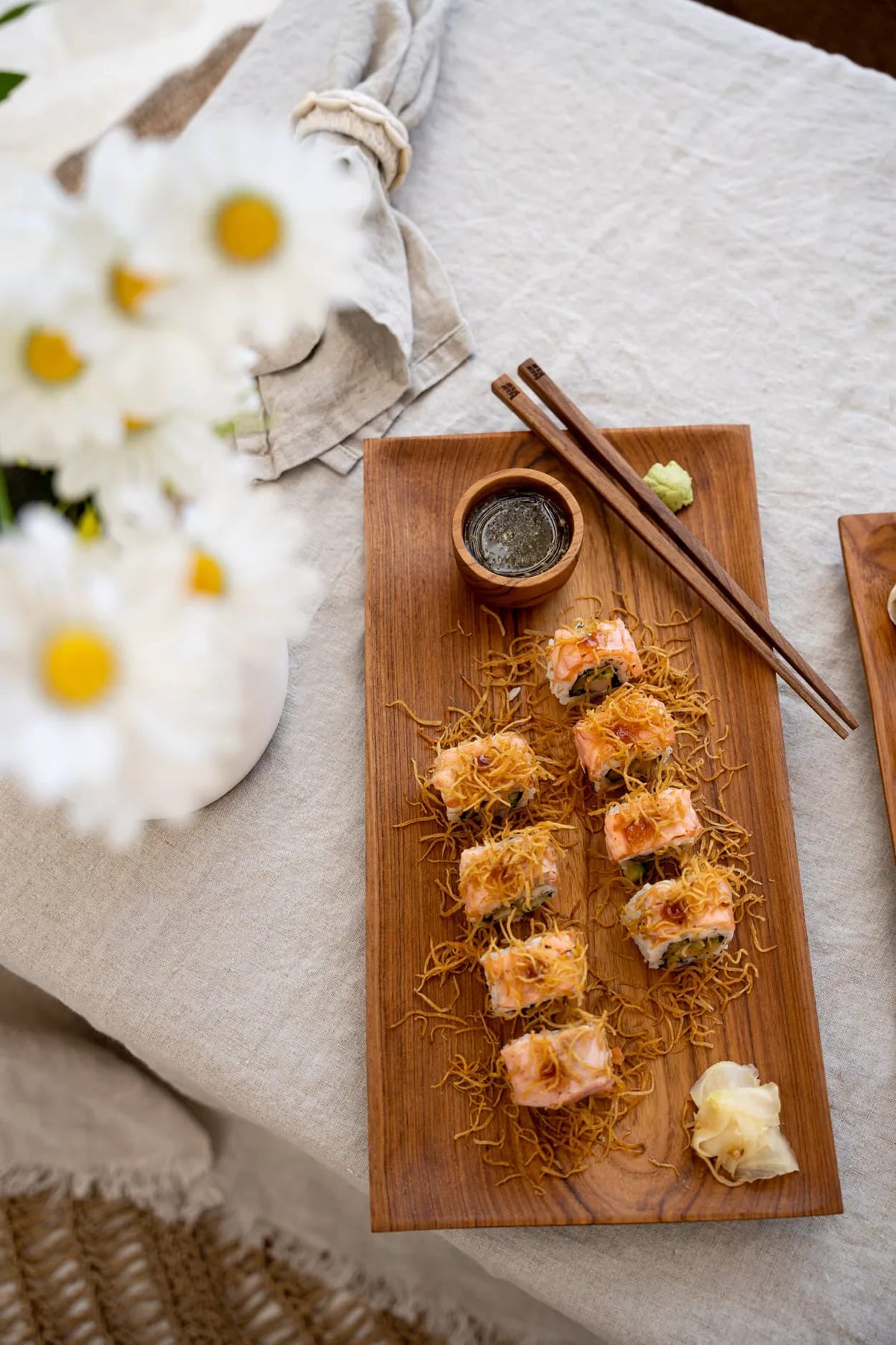 Cubierto Teak Root Chop Sticks