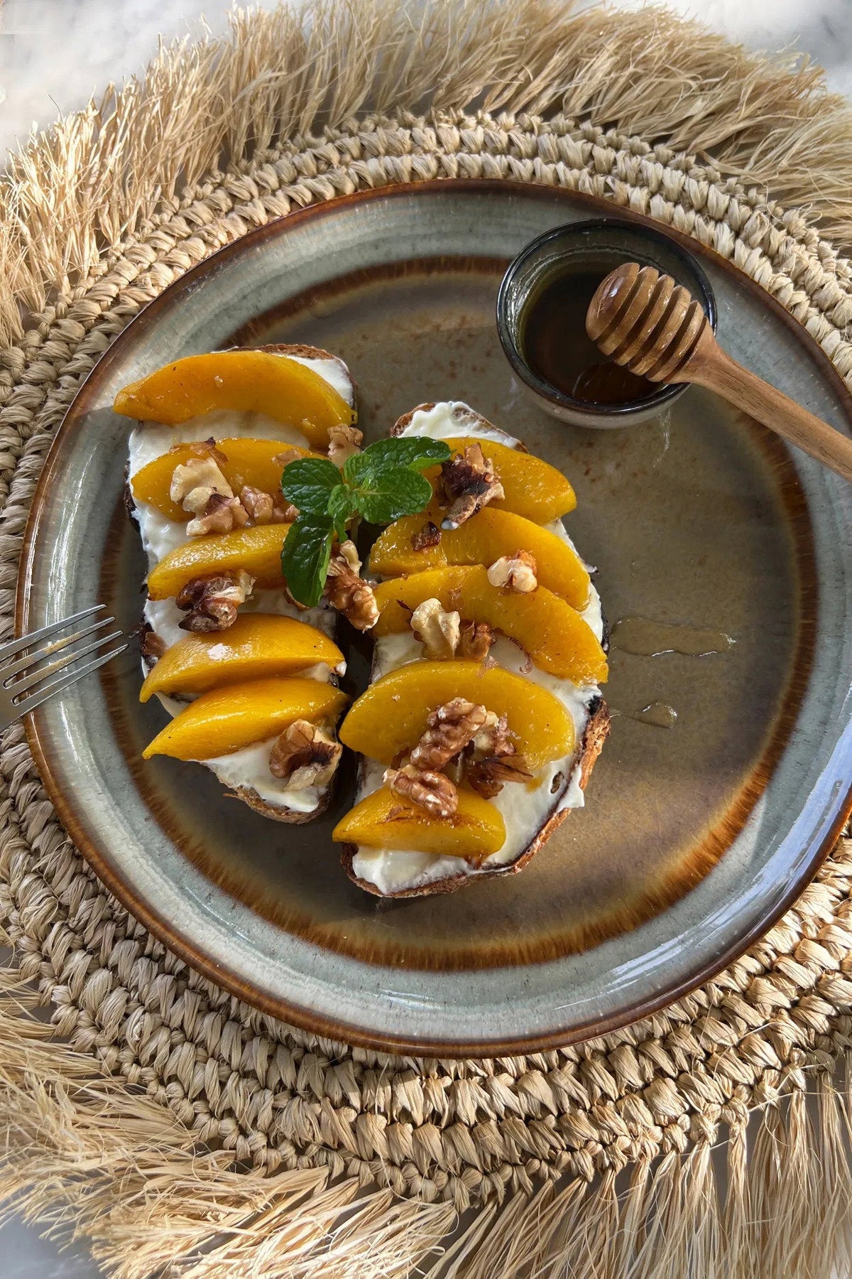 Cubierto Teak Root Honey Roller