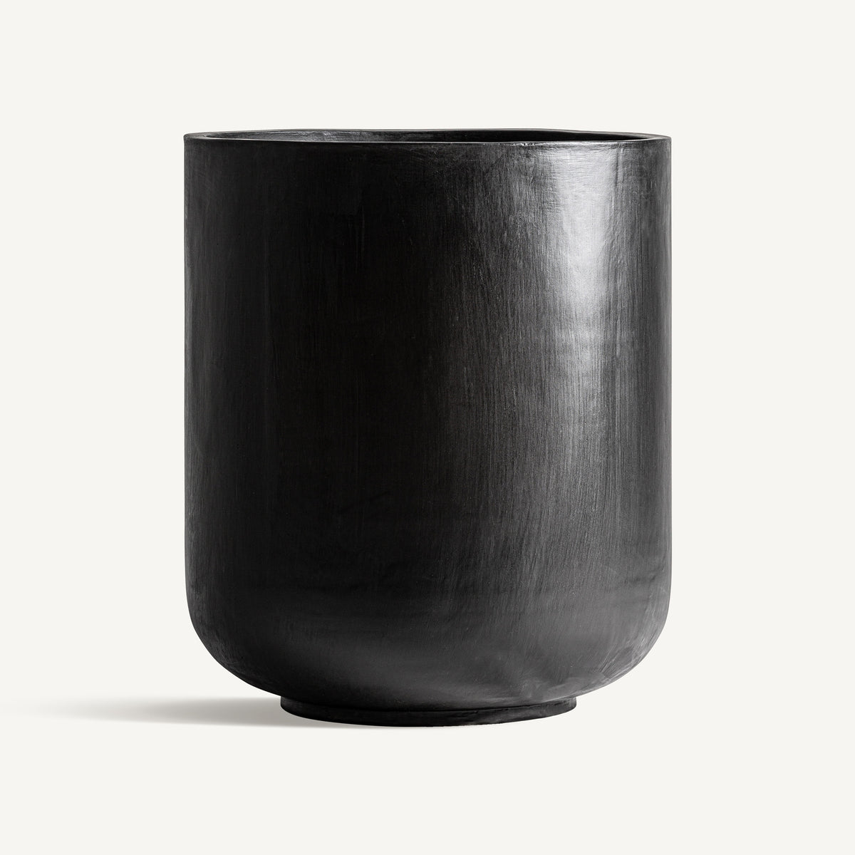 Tinaja Michoux — Hormigón armado negro