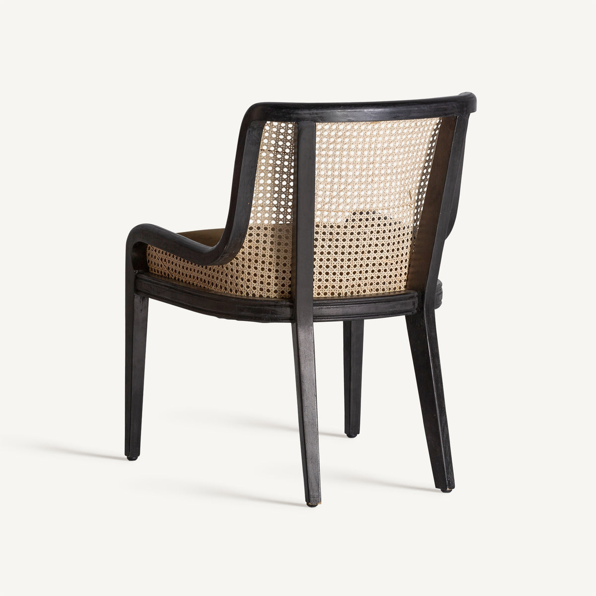 Silla Velburg — vista 3 — MUYUGA